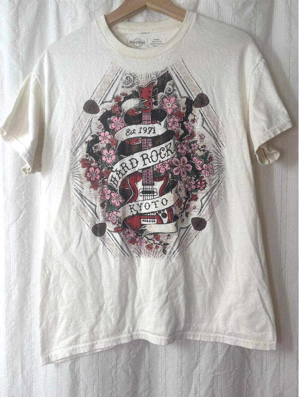 Hard Rock Kyoto 1971 Graphic T-Shirt Medium